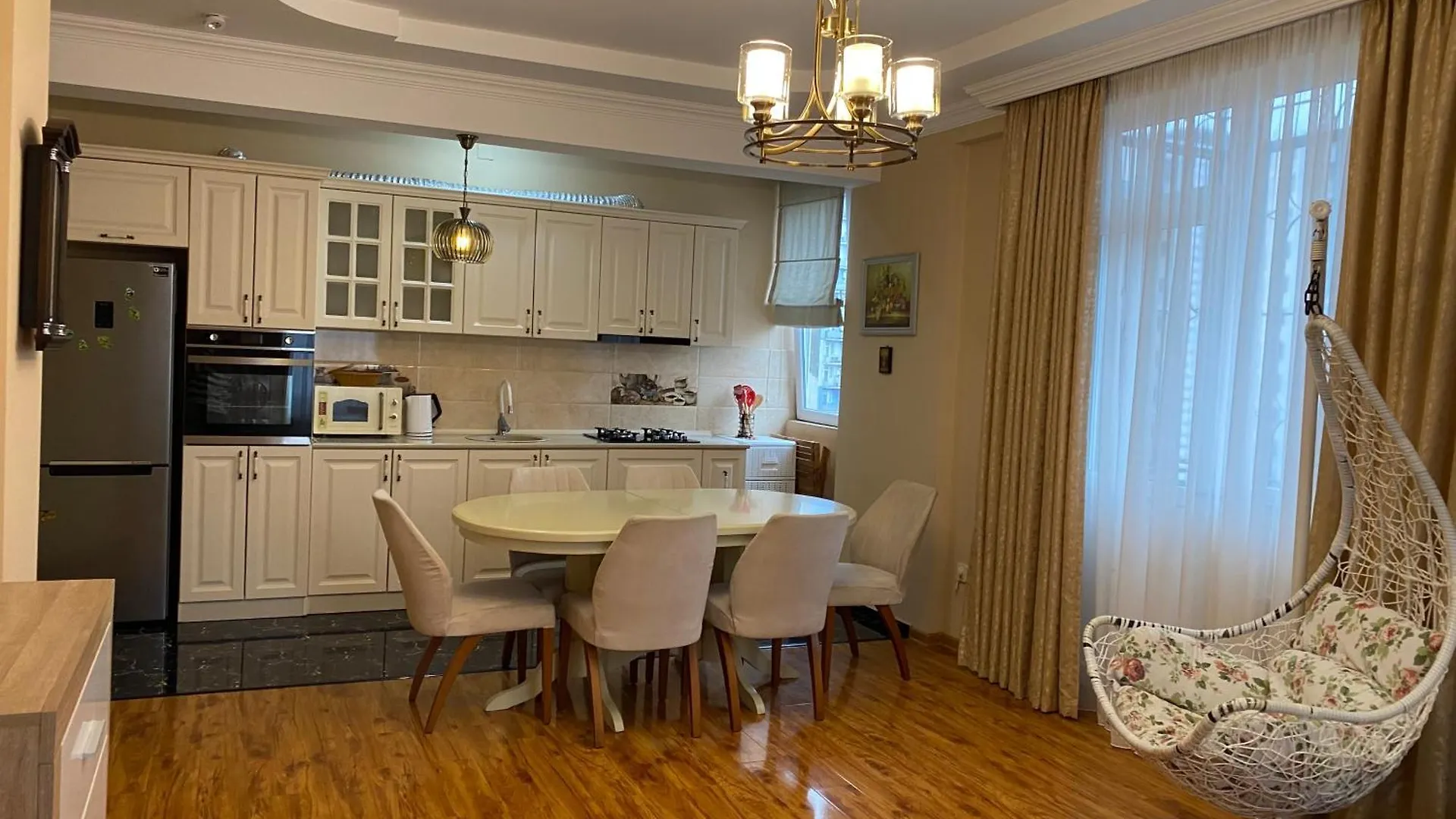 Anitas Home Batumi